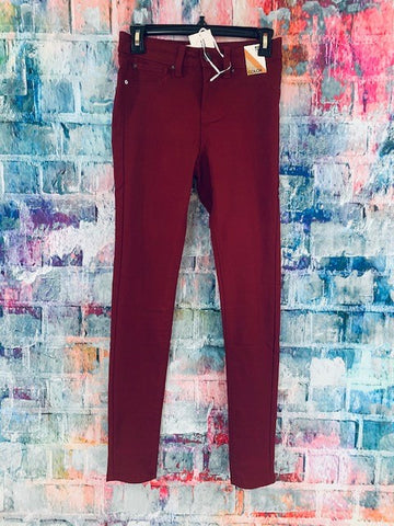 "Day And Night" Skinny Jeans | Burgundy